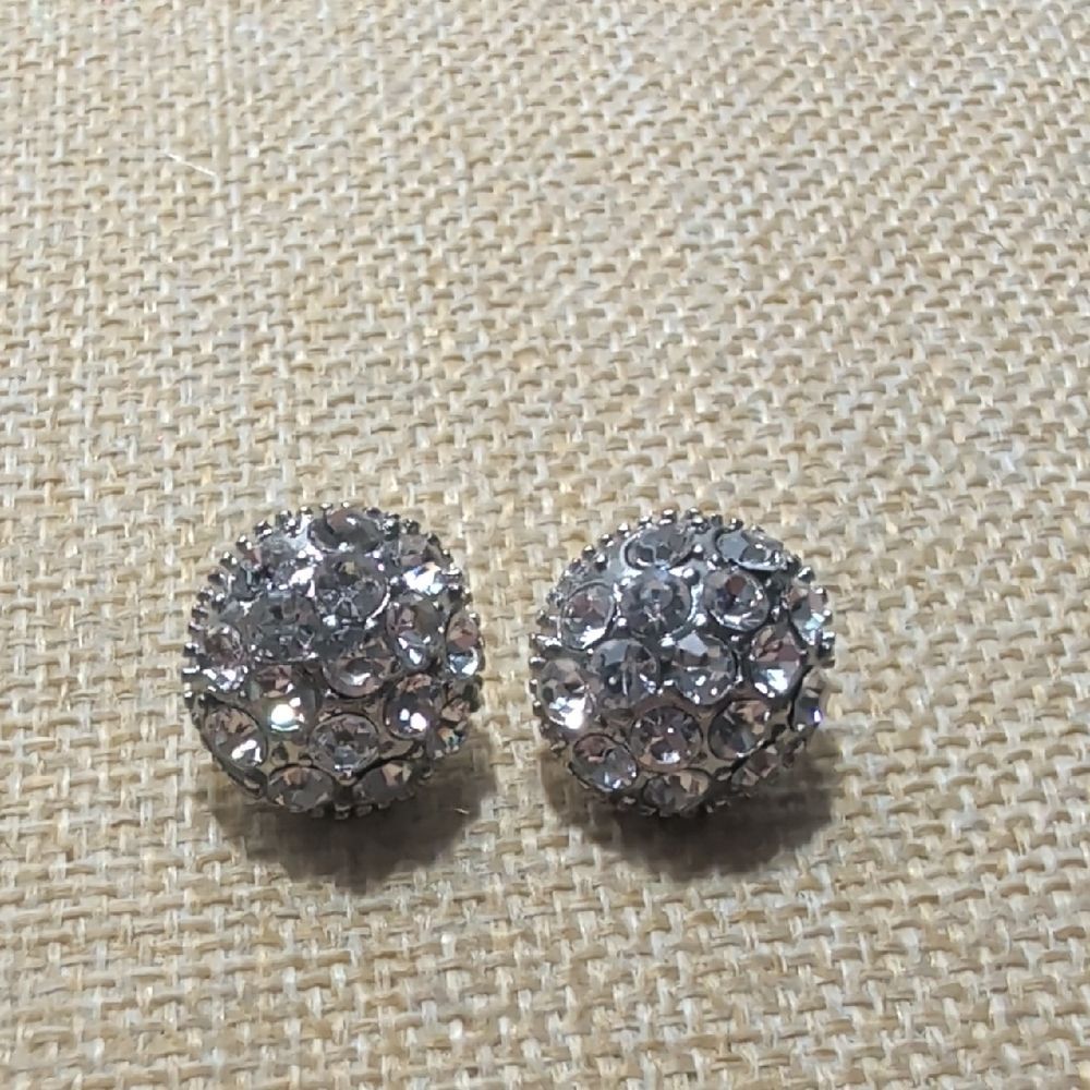 Rhinestone Dome Stud Pierced Fashion Earrings